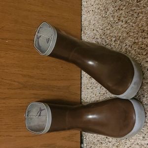 Xtratuf girls water boots